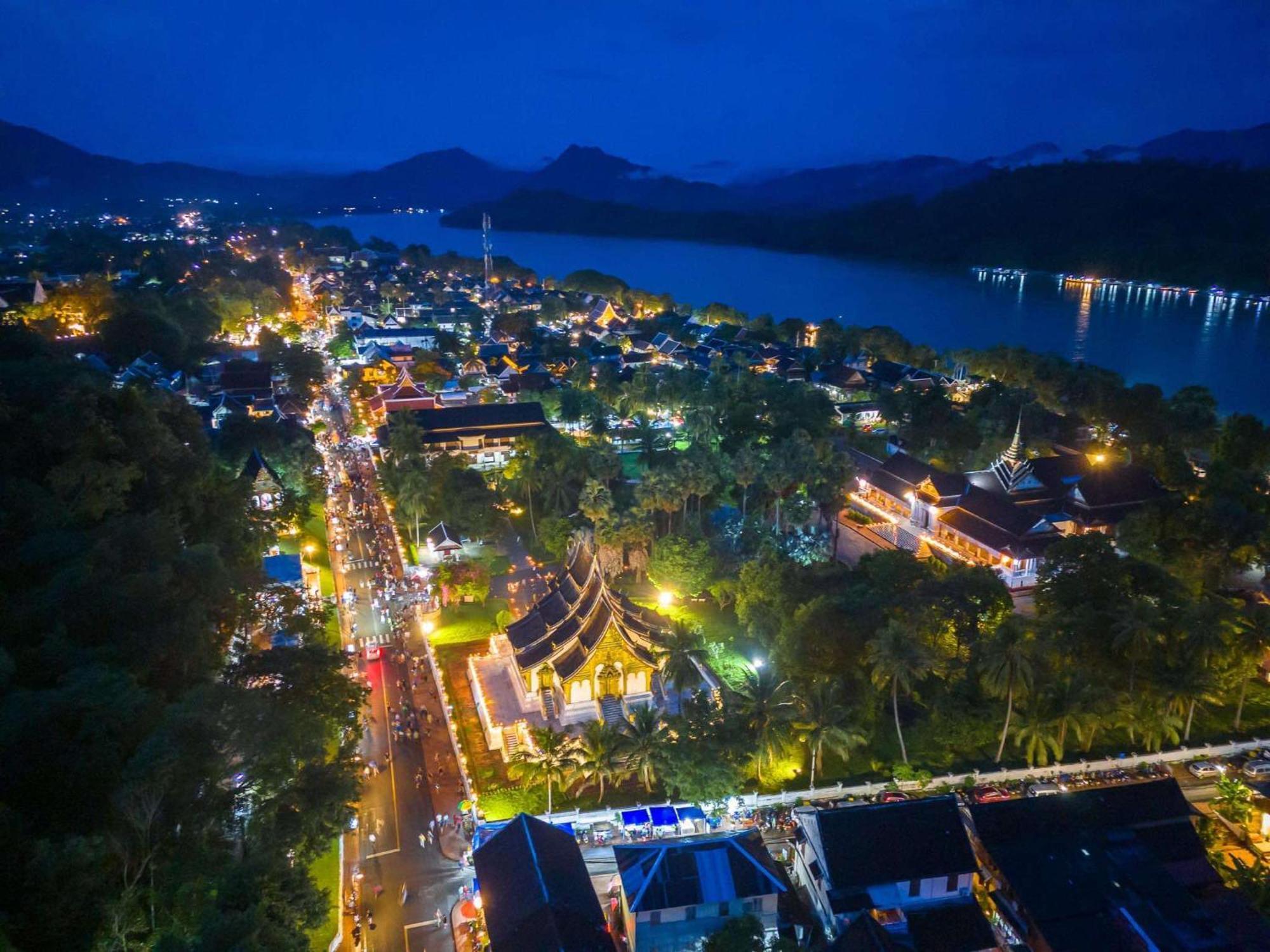 Luang Prabang Golden Lotus Namkhan River View Exterior photo